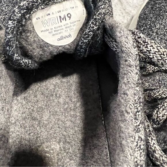 ALLBIRDS SNEAKERS Grey Wool Runner Size 9 - Picture 3 of 10